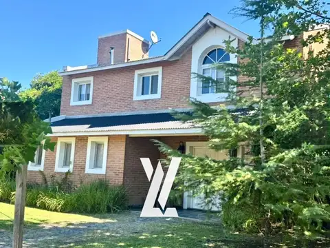 Av. De los Lagos S/N