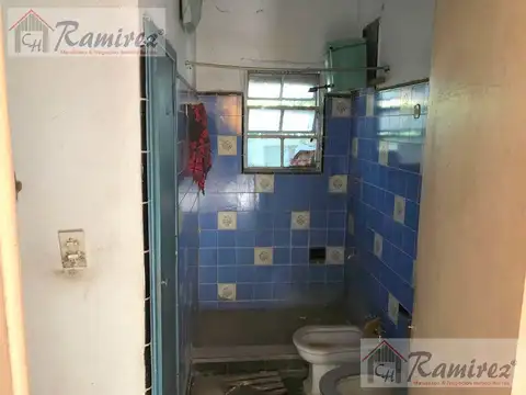 Casa y Galpón En Venta -Reja - (ref. 2183)