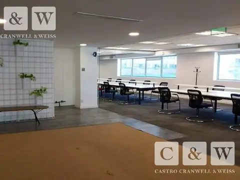 Av. Corrientes al 700