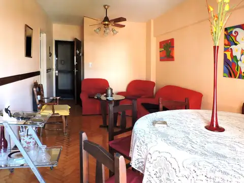 9 De Julio 1300, Piso 5