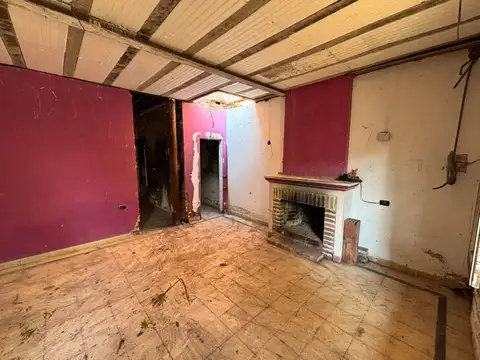 Casa 2 ambientes con 1 baño