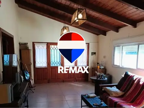 CASA 2 DORMITORIOS VENTA V° REBECA ZONA AEROPUERTO