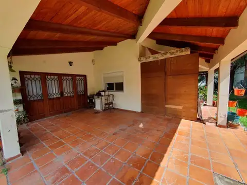 Zona Aeropuerto. Villa Rebeca. Calle 7 de Abril. Lote 100