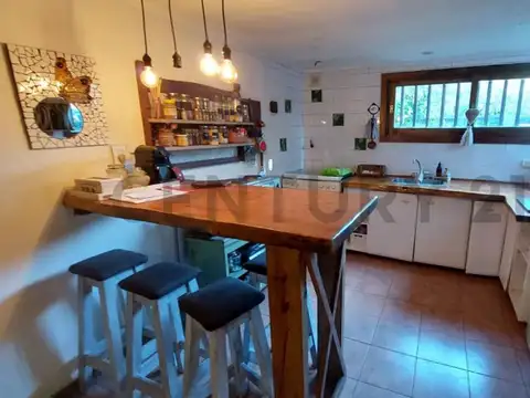 VENTA CASA CUATRO AMBIENBTES LAS DALIAS MAR DELPLATA
