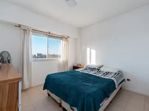 Depto Tipo Casa en Venta en Versalles, USD 135.000