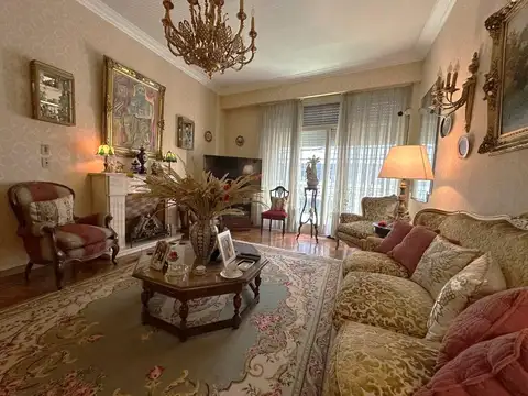 Depto Tipo Casa 7 ambientes con 2 baños