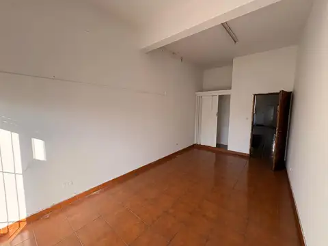 Oficina en Alquiler en Don Torcuato, $ 350.000
