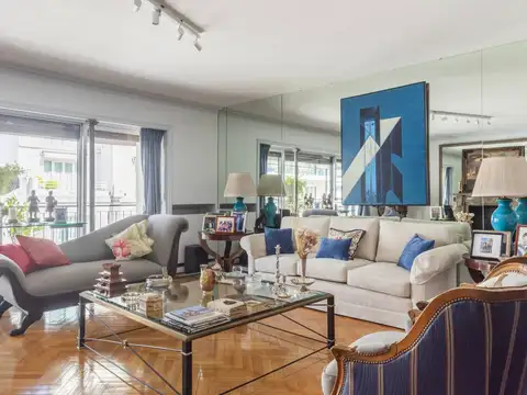 Av. Alvear y Montevideo