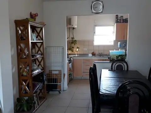 Hermoso 3 amb, con balcon y cochera