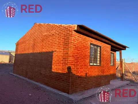 Casa 2 ambientes con 1 baño