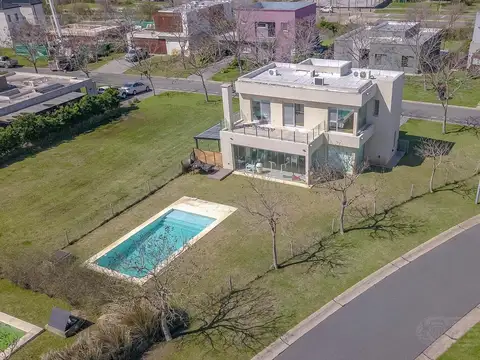 Casa en venta en el Barrio Vistas, Puertos / Escobar