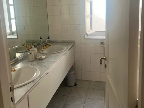 Casa en Alquiler Temporal de 4 dormitorios