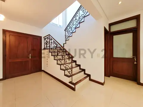 Casa en venta en Country Abril