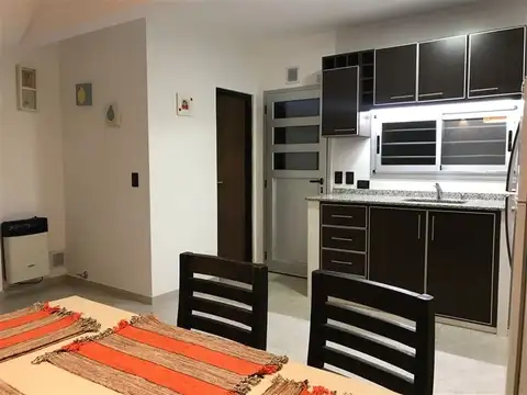 Depto Tipo Casa en Alquiler de 2 dormitorios