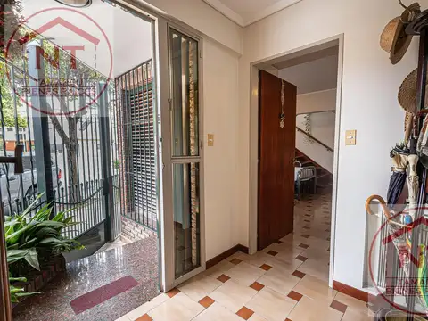 Depto Tipo Casa en Venta de 4 dormitorios