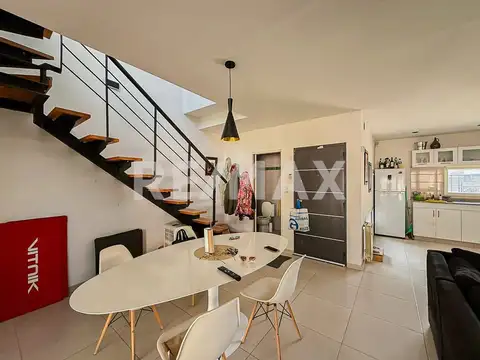 Casa en Venta en General Fernandez Oro, USD 145.000