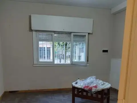 Casa en Venta en Adrogue, USD 188.000