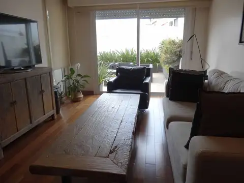 Avenida Ing. Luis P. Ponce 1400