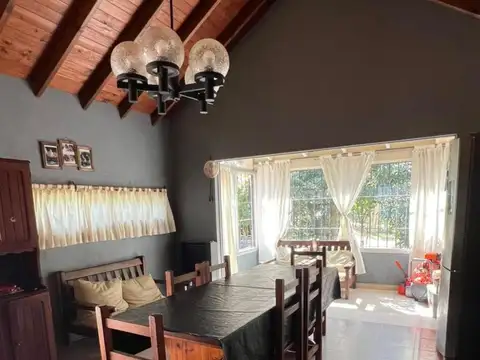 Casa 3 ambientes con 1 baño