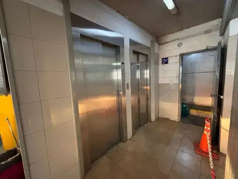 venda de cochera excelente ubicacion monserrat