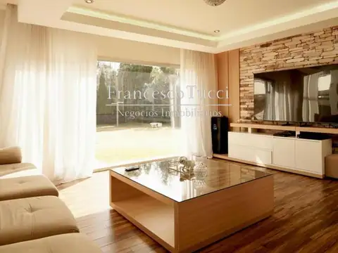 Casa en Alquiler Temporal de 4 dormitorios