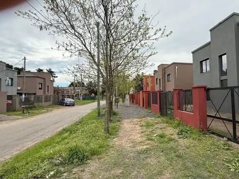 Depto Tipo Casa en Venta de 2 dormitorios