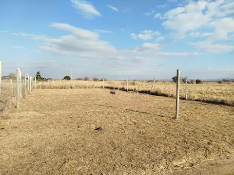 Lote plano con vista a las sierras