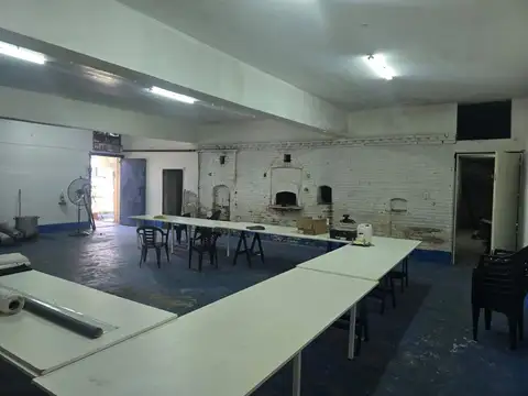 Local en Venta 65 años