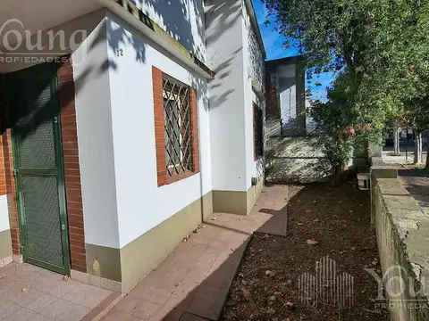 Casa  venta y alquiler  Bernal centro