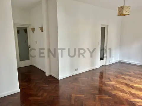 Venta Departamento de 3 Ambientes con Dependencia o Tercer Dormitorio y Baulera