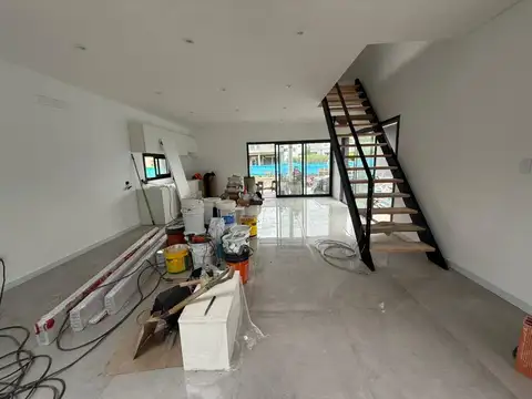 Casa en Venta en Pilar del Este - San Ramon, USD 195.000