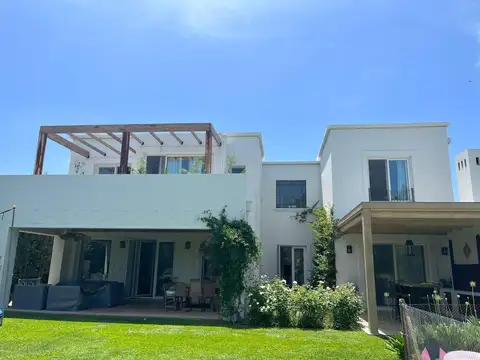 Casa en alquiler desde el 15 de Diciembre al 31 de Enero 2026