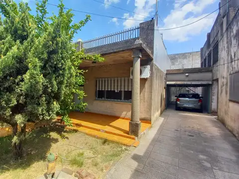 Joaquín V. González 1200