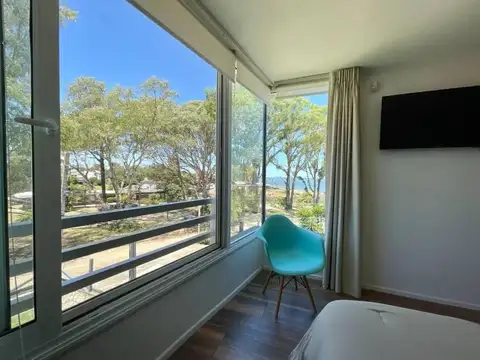 Casa en venta - 5 Dormitorios 4 Baños - 1.000Mts2 - Canelones, Uruguay