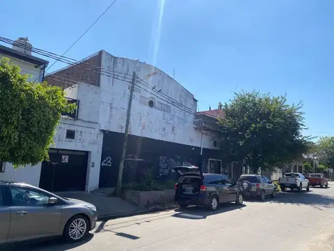 VENTA GALPON DEPOSITO 769M2 FLORENCIO VARELA