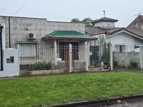 TIGRE EL TALAR CHALET 3 AMBIENTES CON JARDIN