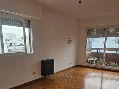 Departamento en Alquiler en Caballito, $ 975.000