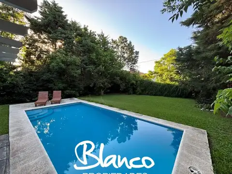 Casa 4 ambientes con 3 baños