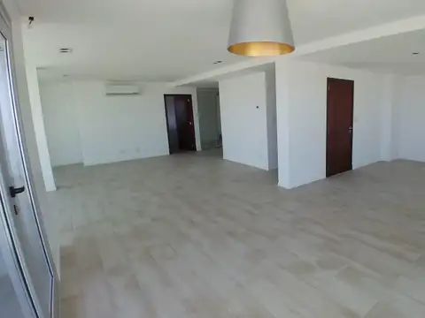 Departamento 5 ambientes con 2 baños