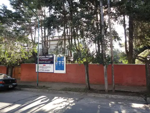 Terreno Único en Venta – La Lucila – 800 m²