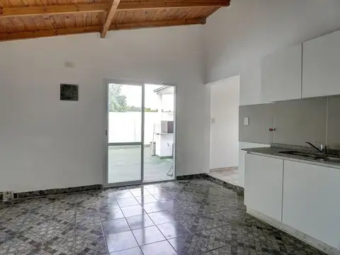 "PH Tipo Casa Entrada Indep. Terraza y Quincho