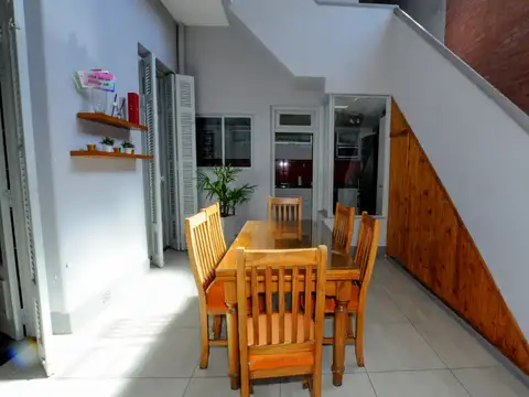 Depto Tipo Casa en Venta en Flores, USD 149.900