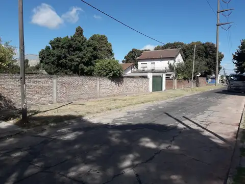 PROPIEDAD SOBRE AV.EVA PERON N°4016 UNICA FRACCION DE 1820MTS