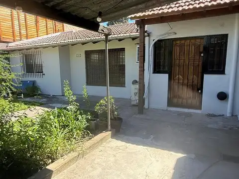 CASA 3 AMB c/JARDIN REFACCIONADA VILLA ADELINA