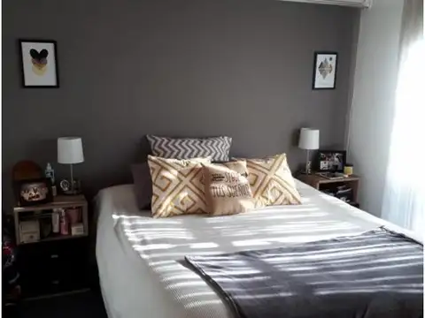 PH 3 AMBIENTES , CON DOS BALCONES, SIN EXPENSAS , EXCELENTE UBICACION