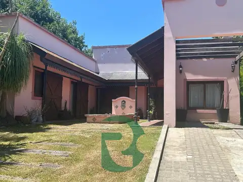 Casa 4 ambientes con 3 baños