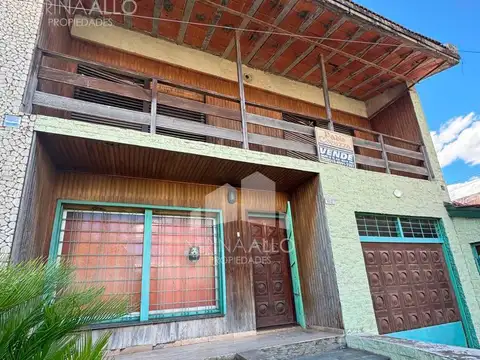 VENTA CASA CUATRO AMBIENTES DOS PLANTAS MERLO NORTE