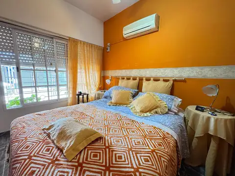 Casa Tres Ambientes en Venta en Merlo.