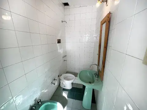 Depto Tipo Casa en Venta 50 años