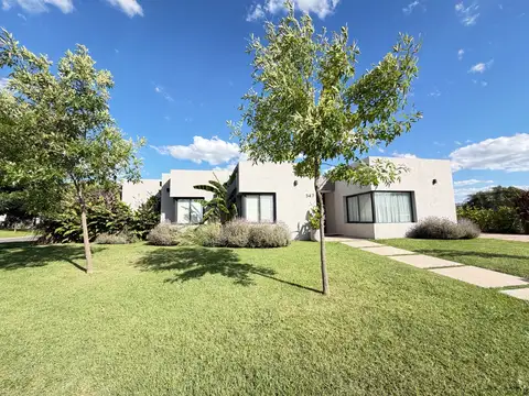 Casa en Alquiler Temporal en Pilar del Este - Santa Elena, USD 3.500